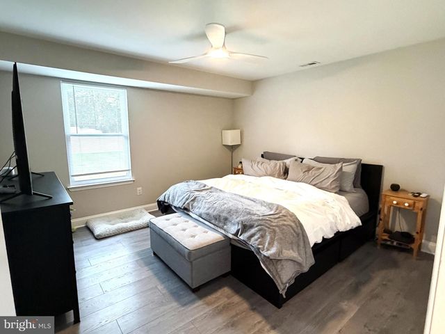 609 S QUEEN ANNE DR, Fairless Hills, PA 19030