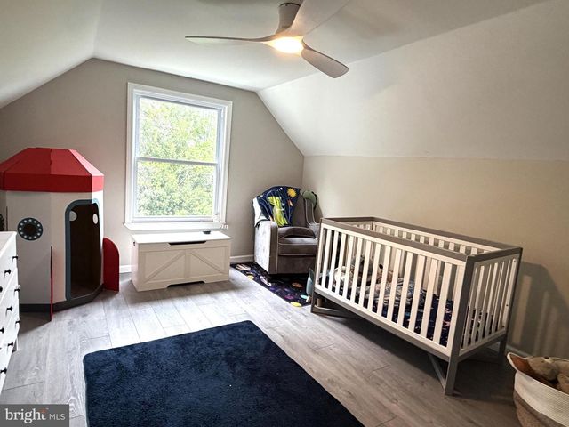 609 S QUEEN ANNE DR, Fairless Hills, PA 19030