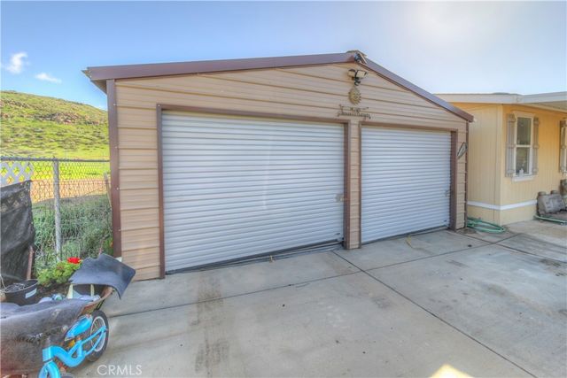 32986 Grand Avenue, Winchester, CA 92596