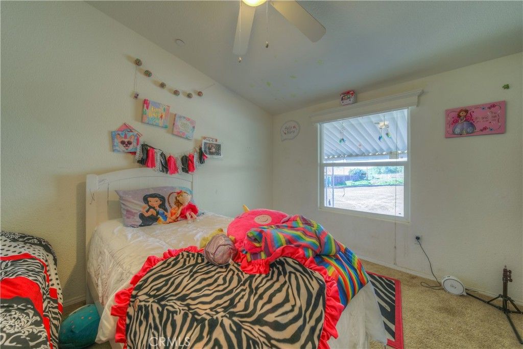 Image 14 of property listing at 32986 Grand Avenue, Winchester, CA 92596