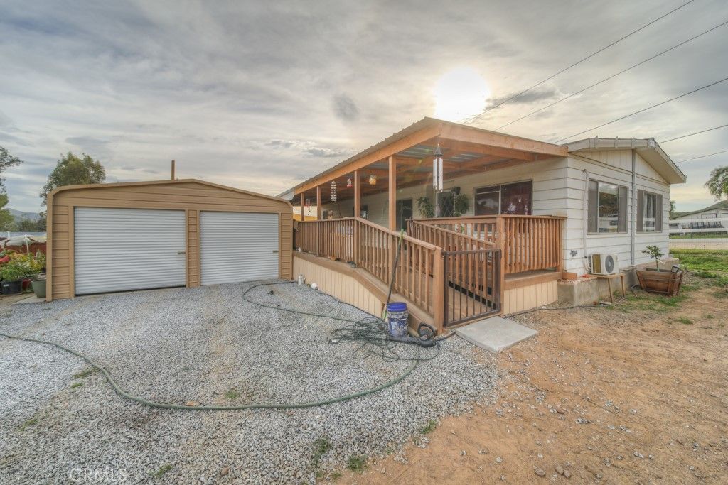 Image 20 of property listing at 32986 Grand Avenue, Winchester, CA 92596