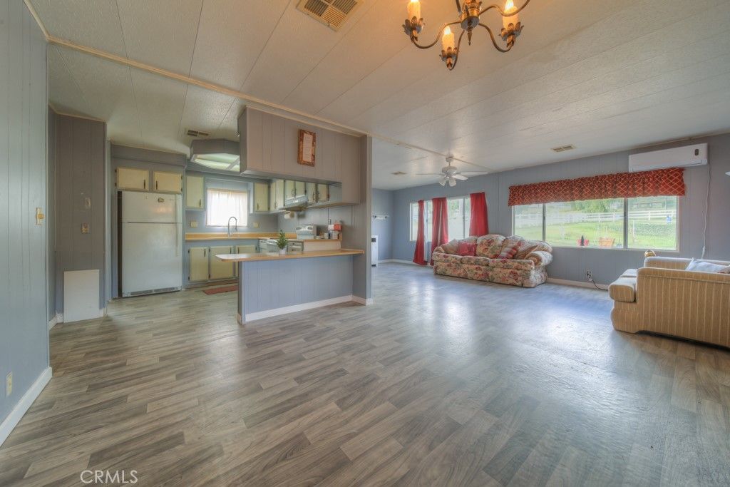 Image 24 of property listing at 32986 Grand Avenue, Winchester, CA 92596