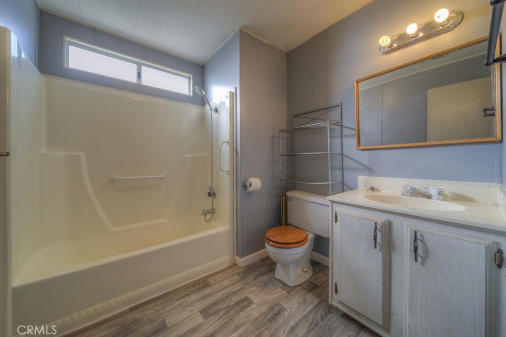 Image 37 of property listing at 32986 Grand Avenue, Winchester, CA 92596