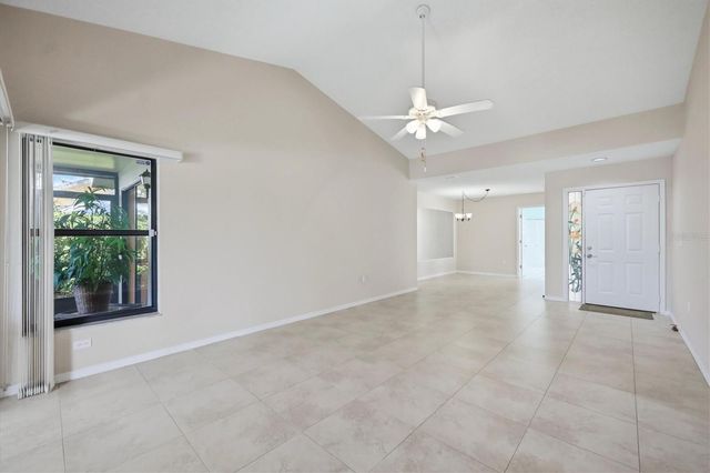 214 SOUTHAMPTON DRIVE 327, Venice, FL 34293
