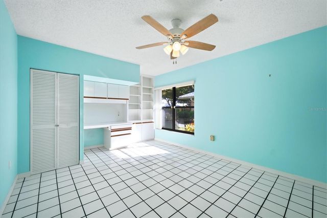 214 SOUTHAMPTON DRIVE 327, Venice, FL 34293