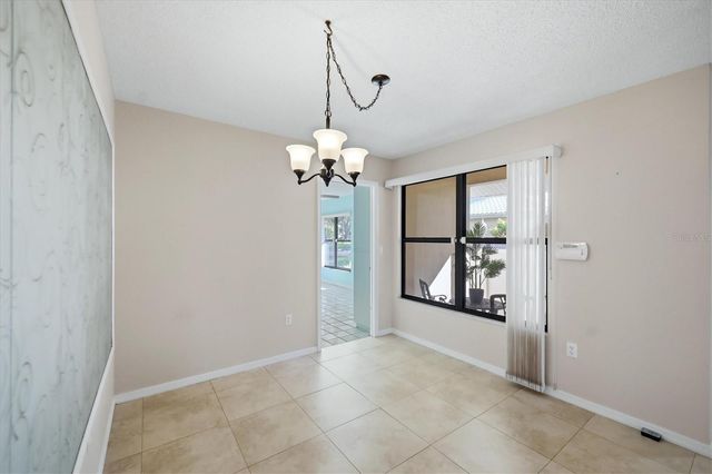 214 SOUTHAMPTON DRIVE 327, Venice, FL 34293