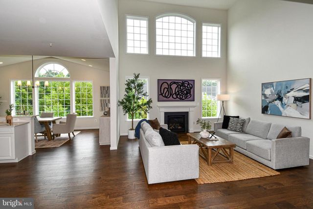 2710 HILLFIELD DR, Frederick, MD 21702