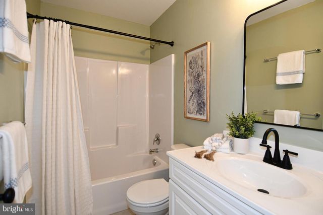 2710 HILLFIELD DR, Frederick, MD 21702