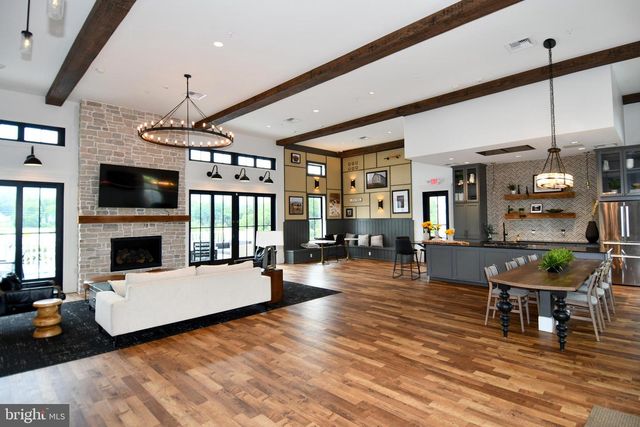 2710 HILLFIELD DR, Frederick, MD 21702