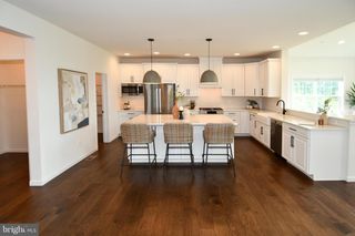 2710 HILLFIELD DR, Frederick, MD 21702