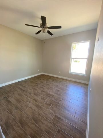 15402 Dyna St, Corpus Christi, TX 78418