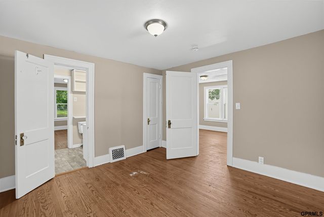 6107 Spencer Street, Omaha, NE 68104