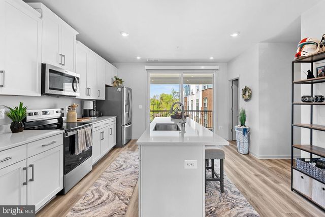 2612 NEABSCO COMMON PL, Woodbridge, VA 22191