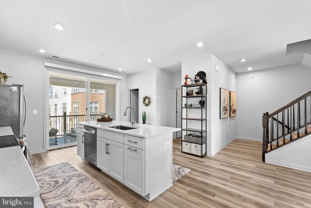 2612 NEABSCO COMMON PL, Woodbridge, VA 22191