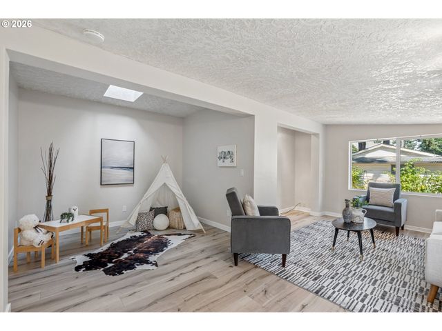 2875 Se 174TH Ave, Portland, OR 97236