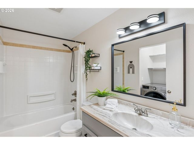 2875 Se 174TH Ave, Portland, OR 97236