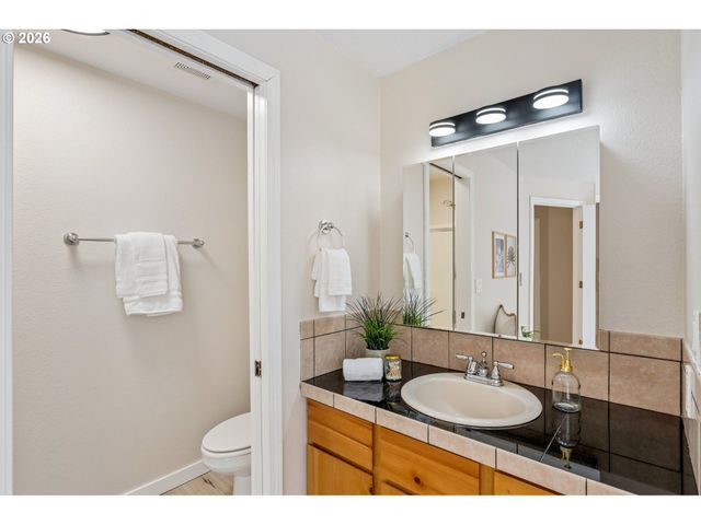 2875 Se 174TH Ave, Portland, OR 97236