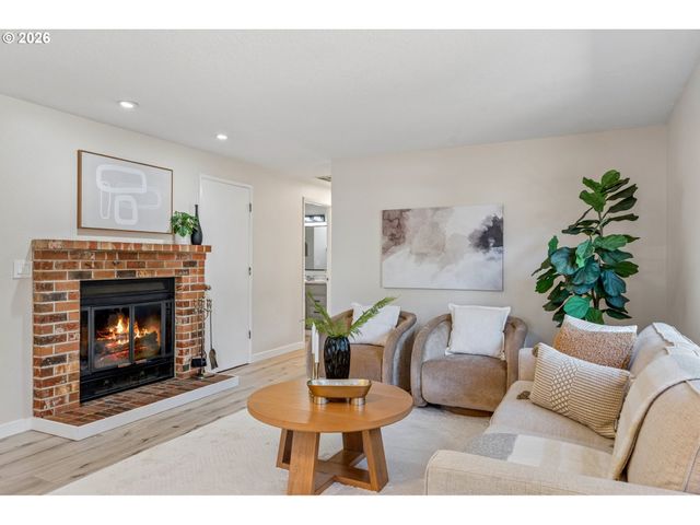 2875 Se 174TH Ave, Portland, OR 97236