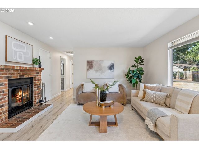 2875 Se 174TH Ave, Portland, OR 97236