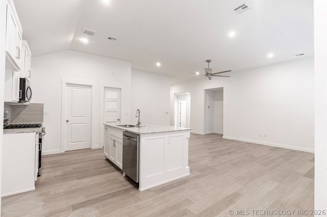 202 S 26th Street, Collinsville, OK 74021