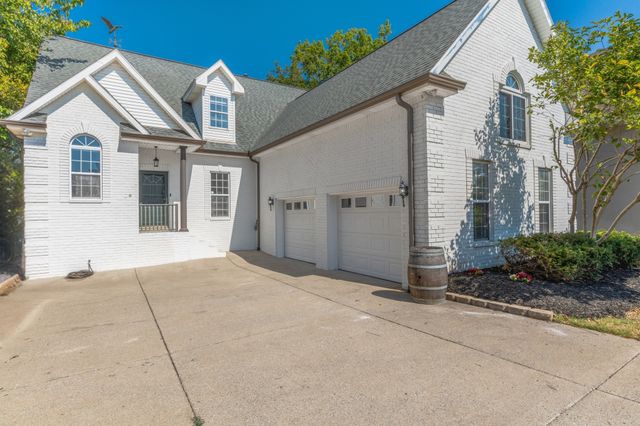 501 Sandy Cv, Old Hickory, TN 37138