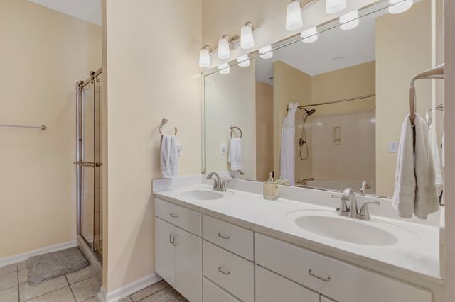 501 Sandy Cv, Old Hickory, TN 37138