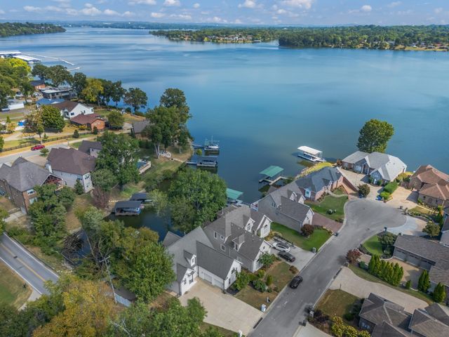 501 Sandy Cv, Old Hickory, TN 37138