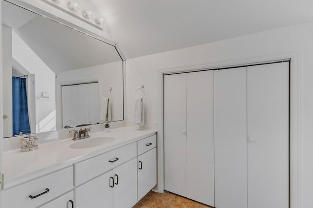 501 Sandy Cv, Old Hickory, TN 37138