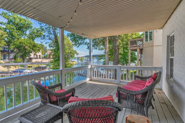 501 Sandy Cv, Old Hickory, TN 37138