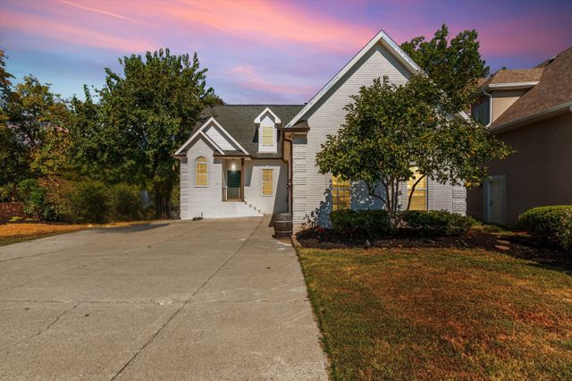 501 Sandy Cv, Old Hickory, TN 37138