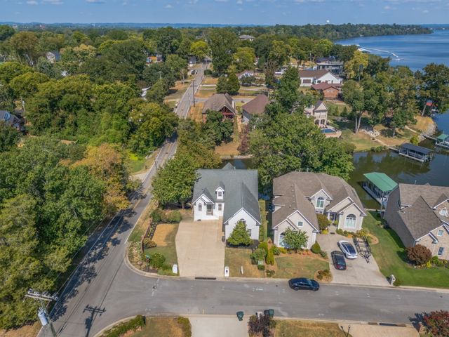 501 Sandy Cv, Old Hickory, TN 37138