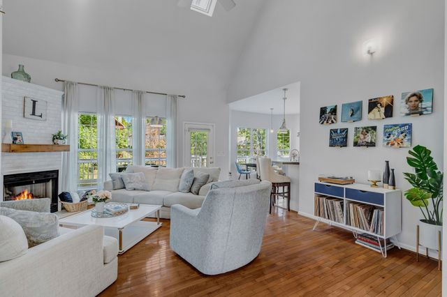 501 Sandy Cv, Old Hickory, TN 37138