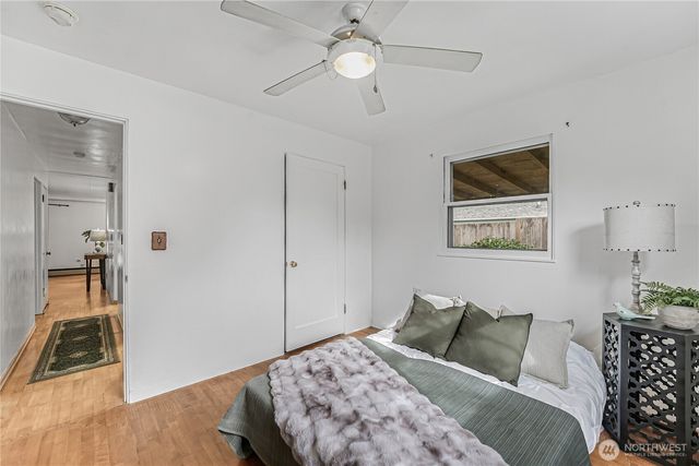 516 N 5th Avenue SW, Tumwater, WA 98512