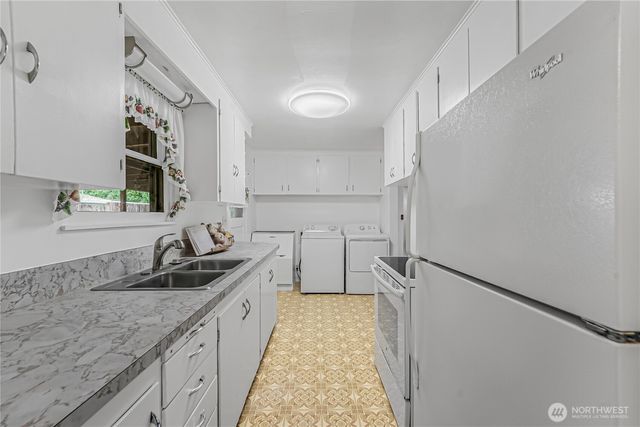 516 N 5th Avenue SW, Tumwater, WA 98512