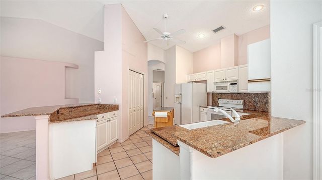 8928 WHITEMARSH AVENUE, Sarasota, FL 34238