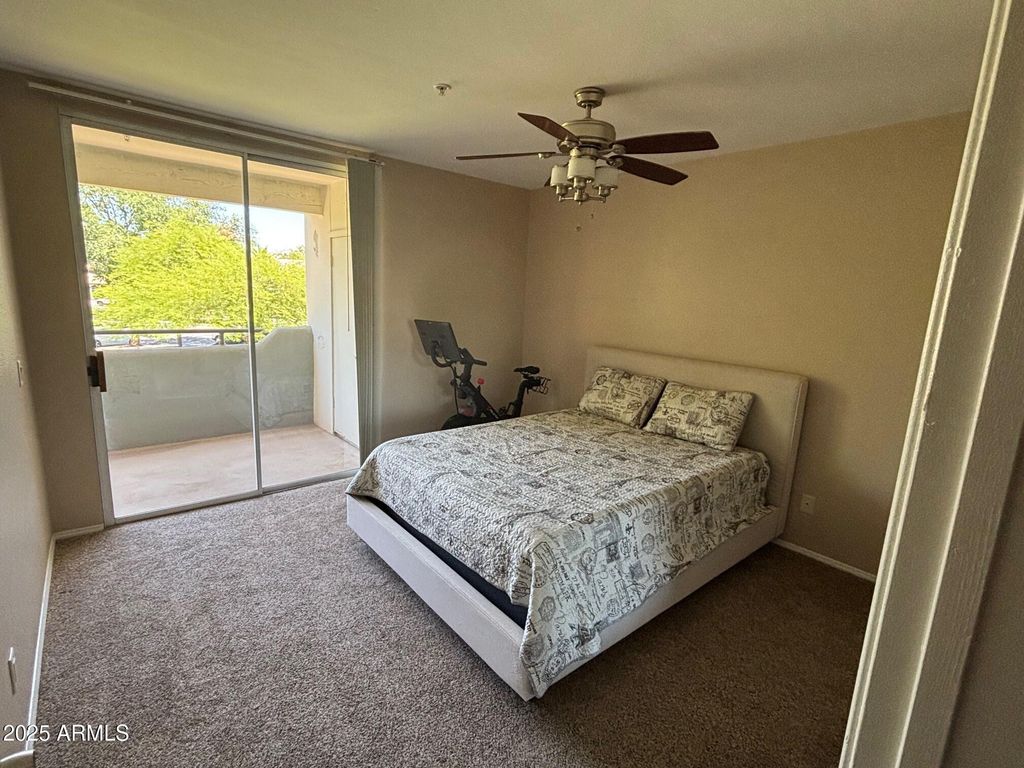 Image 14 of property listing at 1825 W RAY Road 2082, Chandler, AZ 85224