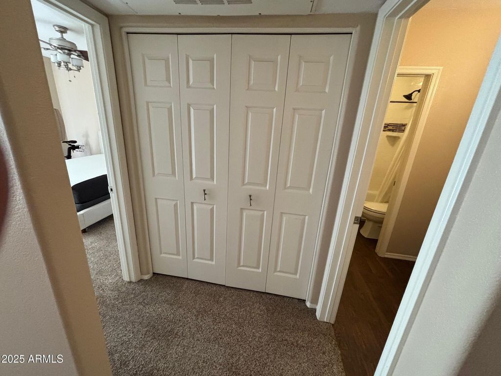 Image 16 of property listing at 1825 W RAY Road 2082, Chandler, AZ 85224