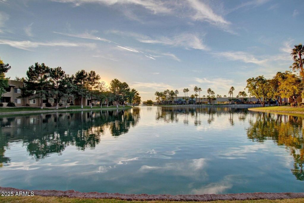 Image 31 of property listing at 1825 W RAY Road 2082, Chandler, AZ 85224