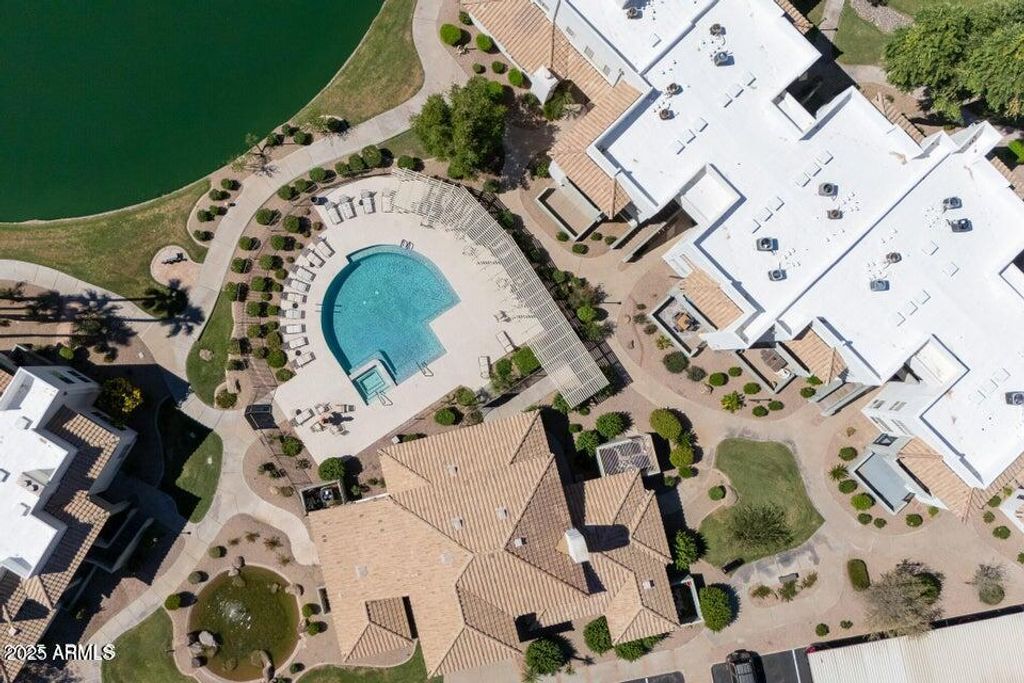 Image 35 of property listing at 1825 W RAY Road 2082, Chandler, AZ 85224