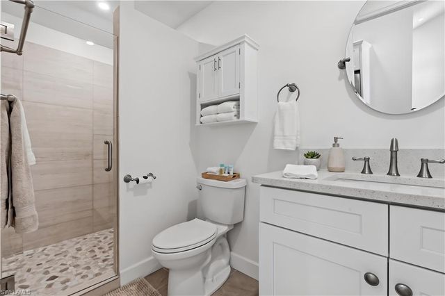 16924 Timberlakes DR E, Fort Myers, FL 33908