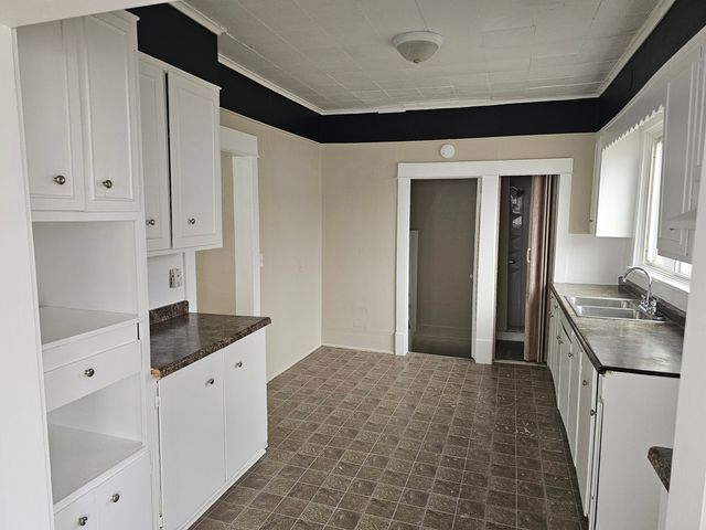 1114 25th Street, Moline, IL 61265