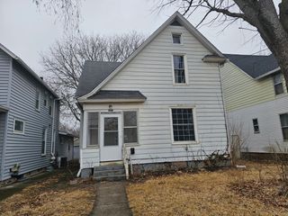 1114 25th Street, Moline, IL 61265