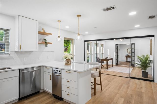 213 Westpark Drive S, Mckinney, TX 75072