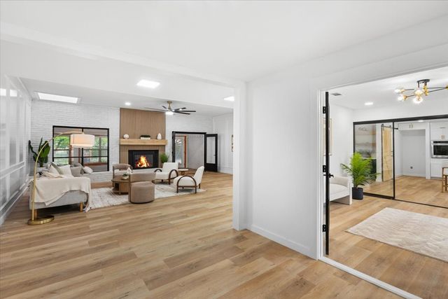 213 Westpark Drive S, Mckinney, TX 75072