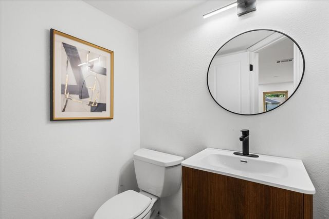 213 Westpark Drive S, Mckinney, TX 75072