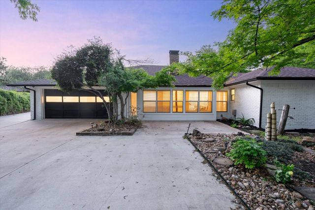 213 Westpark Drive S, Mckinney, TX 75072