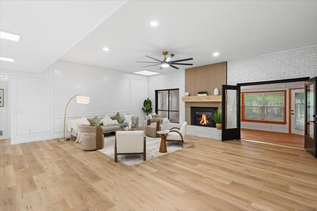 213 Westpark Drive S, Mckinney, TX 75072