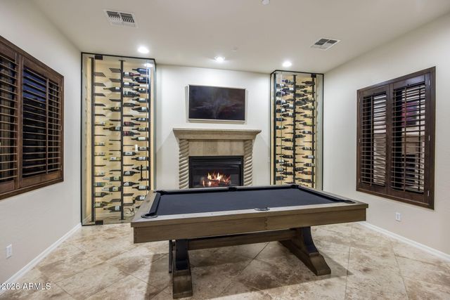 3950 E PATRICK Lane, Phoenix, AZ 85050
