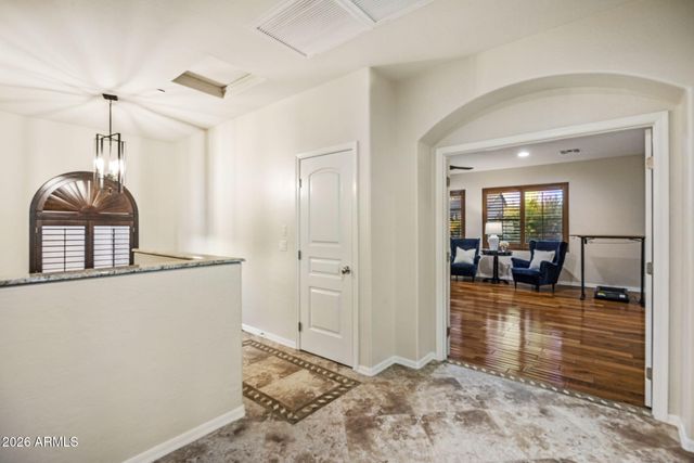 3950 E PATRICK Lane, Phoenix, AZ 85050