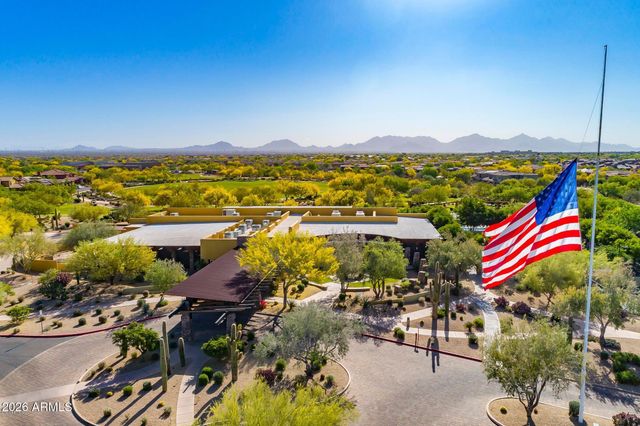 3950 E PATRICK Lane, Phoenix, AZ 85050